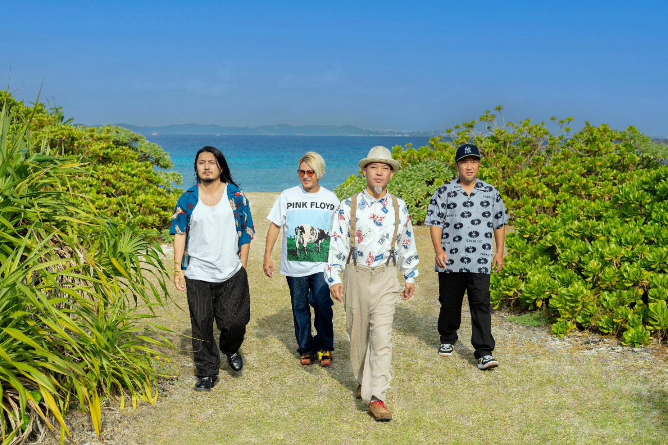 かりゆし58 w / MONGOL800