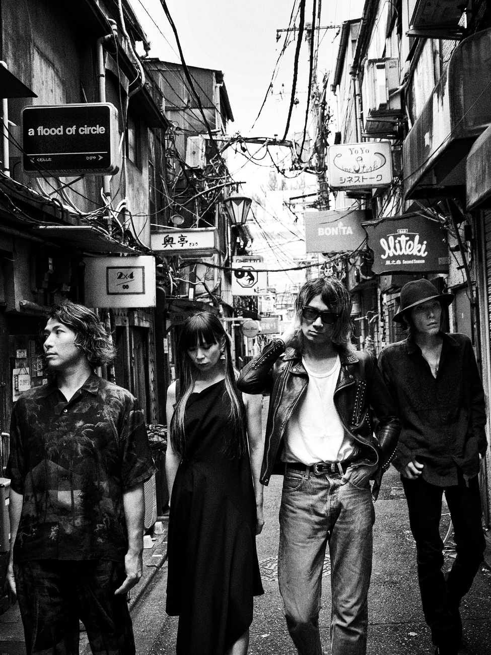 a flood of circle w/[Alexandros]